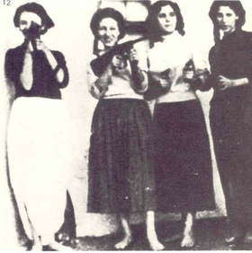 Fidayate pendant la guerre d’Algérie. De gauche à droite : Samia Lakhdari, Zohra Drif, Djamila Bouhired et Hassiba Ben Bouali